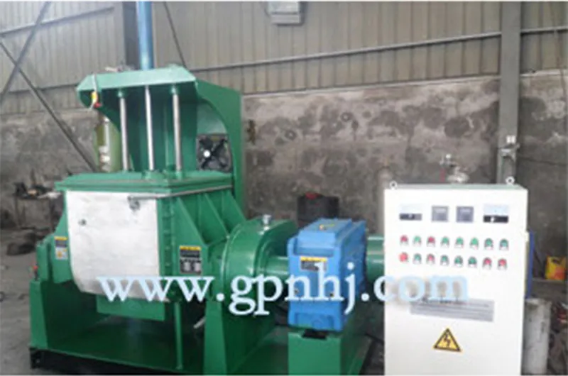 Мощный промышленный сигма-миксер для мастербатчей (3)